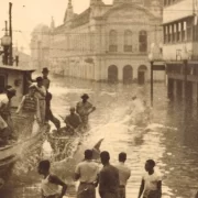 Foto da capa do livro A enchente de 41 em Porto Alegre foi retratada no livro de Rafael Guimaraens.