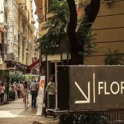 Foto da rua Florida, um dos principais pontos de encontros dos amigos em buenos aires