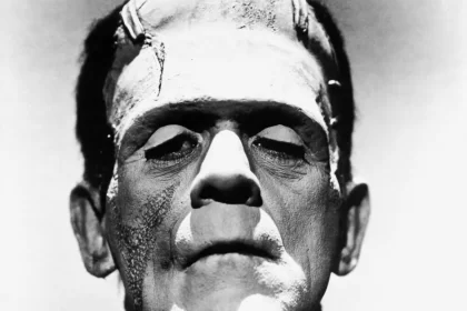 Foto do personagem Frankenstein, que o autor compara com a esquerda no brasil