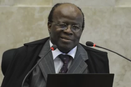 Foto do ex-ministro Joaquim Barbosa, quando ainda presidia o STF