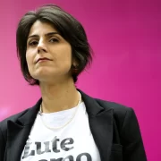 Foto de manuela d'Ávila que deixou o PCdoB e questionou o papel da esquerda