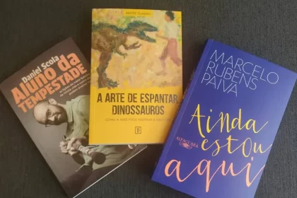 Foto das capas dos livros citados pela autora, que diz: a arte salva