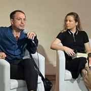 Foto do escritor Vincenzo Susca na Feira do Livro de Porto Alegre