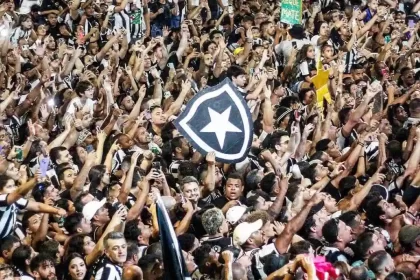 Foto da torcida botafoguense no dia da final da Libertadores