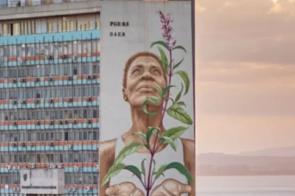 Mural Veracidade, pintado num prédio público de porto alegre