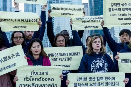 Protesto na Coreia do Sul contra a poluição plástica