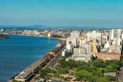 Vista aérea da região central da cidade de porto alegre